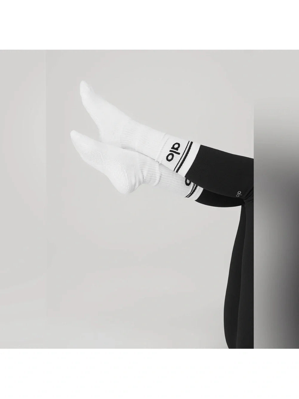 Alo Performance Crew Socks in White with Black Logo Barre Grip Preloved